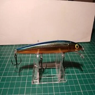 Rapala   Husky Jerk 12cm 13g Suspending Lure HG12SB Silver Blue