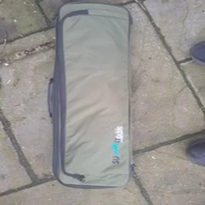 Summit Colosseum Cobalt Black Low Profile Pod 3-Rod Buzz Bars for Carp Fishing