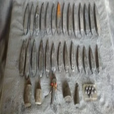 Job Lot 32 Sea Fishing Lead Weights Sinkers 130g - 240g