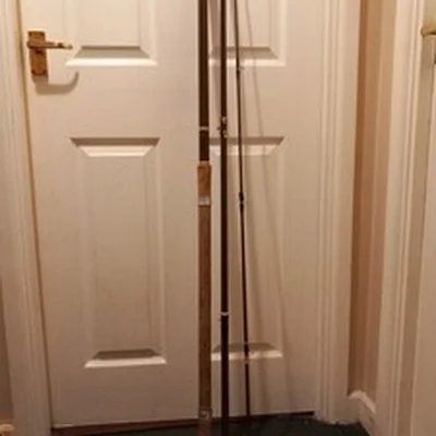 VINTAGE INTERNATIONAL FISHING ROD