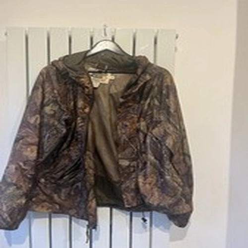 Herters Hooded Camo Hunting / Fishing Jacket. Bought From Cabela’s USA XL