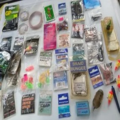 LARGE JOB LOT END FISHING TACKLE /ROD RESTS ECT /SEE PICTURES (19W)