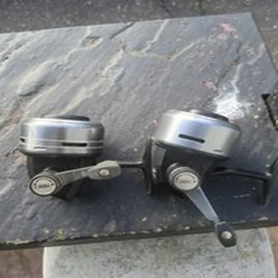 1)Abu 506 M and 1)Abu506 Closed Spool Fishing Reels Vintage Fishing Reel