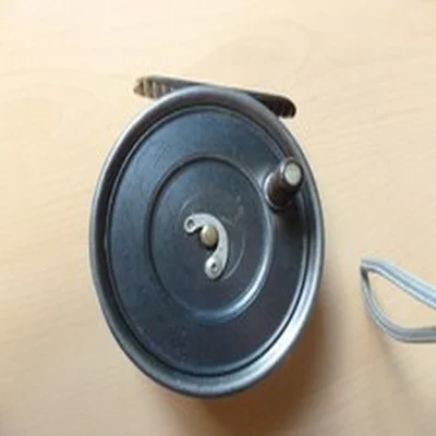 hardy uniqua fly reel, 3 3/8ths of an inch circa WW1. Very good condition.