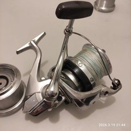 Shimano Ultgra XSC 10000 Fishing Reel and extra Shimano 6000 spool.