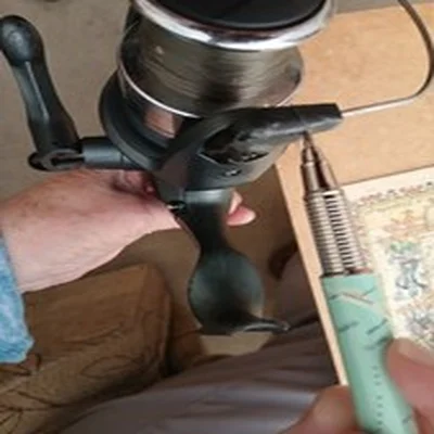 TWO SPINNING REELS /DIAWA/ FLADEN (17O)