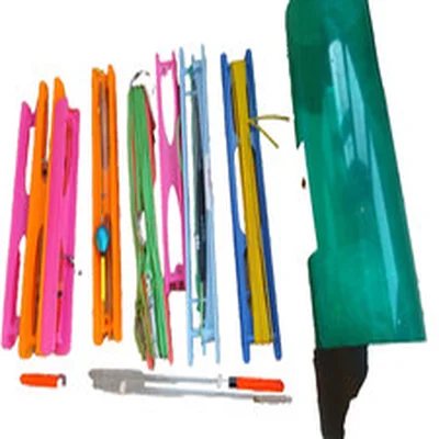 8 RIG WINDERS SOME WITH ISHING FRIGS AND ELASTIC /TWO FLOATS(18P)I