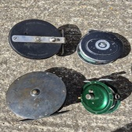 4 Vintage Centre Pin Fishing Reels