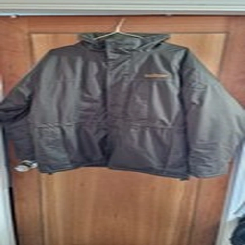 Trakker Men's Carp Fishing Jacket Coat Medium