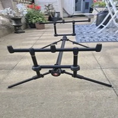 Cygnet Quicklock Rod Pod with Banksticks & Buzzbars complete kit carp fishing