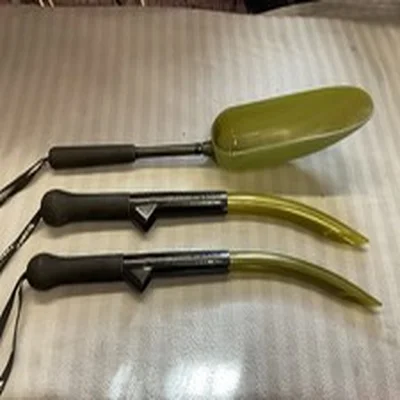 NASH COBRA THROWING STICKS AND LARGE BAITING SPOON