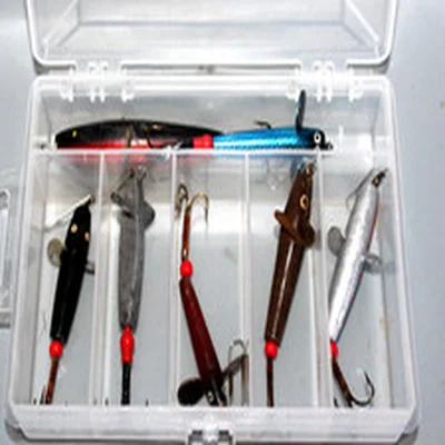 7 VARIOUS DEVON MINNOW / LURES SMALLER SIZES inc WOOD RUBBER & METAL & LURE BOX