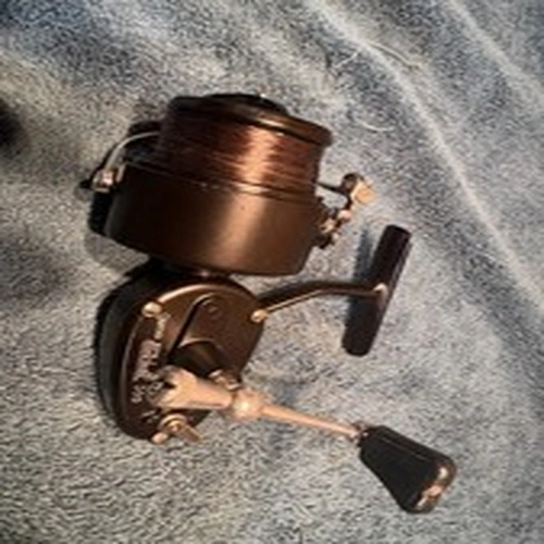 GARCIA MITCHELL 300 SPINNING FISHING REEL NEAR MINT CONDITION INC SPARE SPOOL