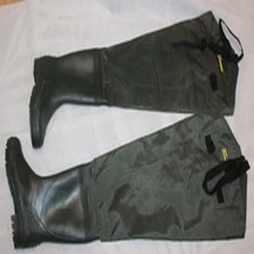 PAIR RON THOMPSON THIGH HIGH FISHING WADERS SIZE 8 / 9