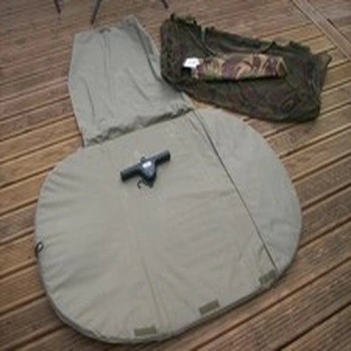 korum xl unhooking mat , saber 100lb digital scales & advanta camo weigh sling