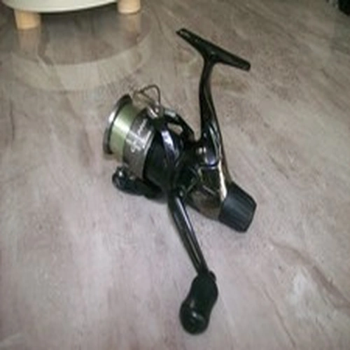 SHIMANO 3000 RC FISHING REEL