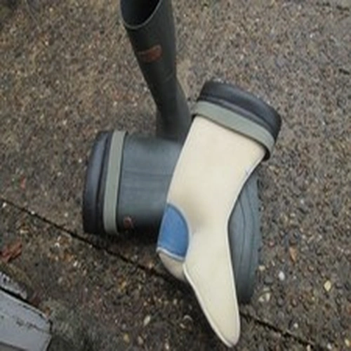 FISHING INSULATED WELLINGTON BOOTS  SIZE 7