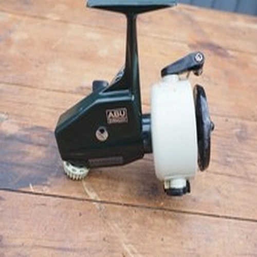 Vintage  Abu Garcia Cardinal 66 fishing reel, foot number 020827
