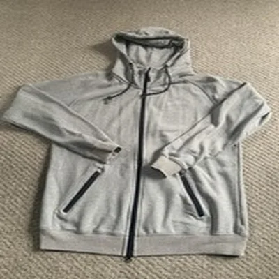 Wofte Large Grey ZIp Hoodie 
