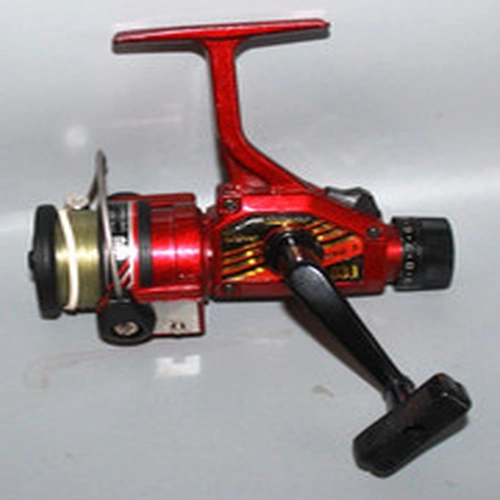 SHAKESPEARE OMNI X 030 SMALL FIXED SPOOL FISHING REEL