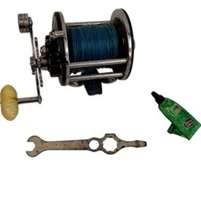 Penn Beachmaster 160 Reel Star Drag Solid Frame Free Spool Action