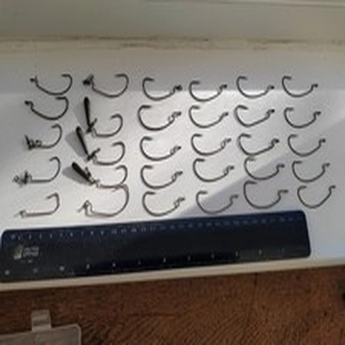 Mixed lot of 30 x unused offset hooks. Bass, pike wrasse  