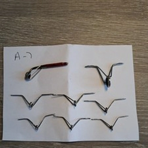 Set of 8 fishing rod rings, butt and tip have amber inserts