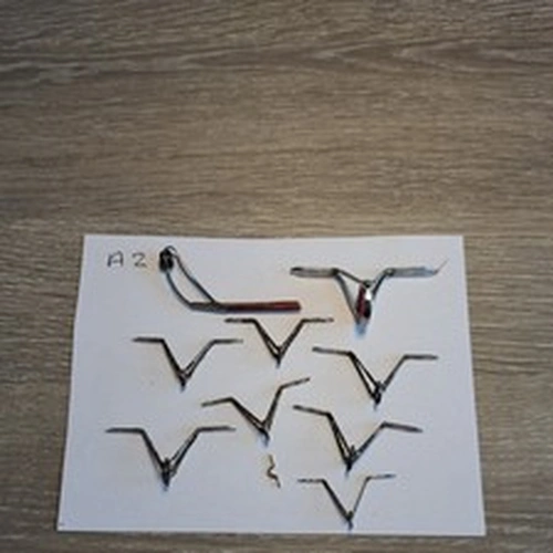 Set of 9 fishing rod rings with keeper, rust present butt and tip amber linings