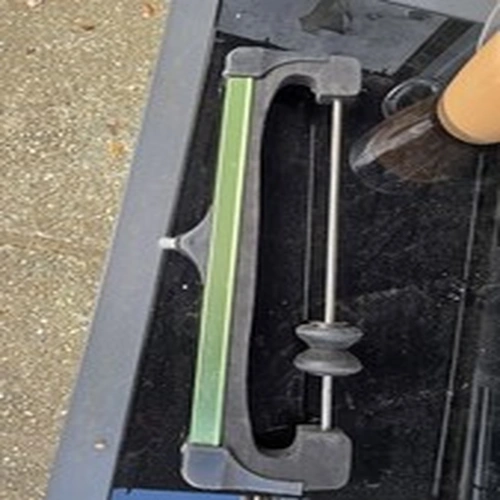 Sliding Method Feeder Rest