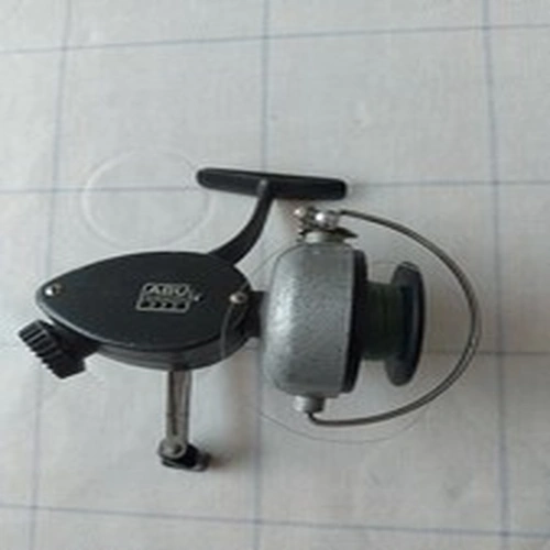 VINTAGE ABU SVANGSTA 333 SPINNING REEL WORKING Seat no  020600