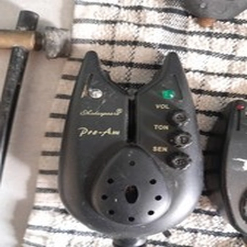 Pro Amm Shakespeare Carp Fishing Bite Plus 3 Others Bait Alarms + Extras