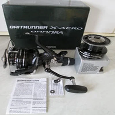 SHIMANO X-AERO 8000RA BAITRUNNER REEL + S/SPOOL + BOX IN GREAT CONDITION.