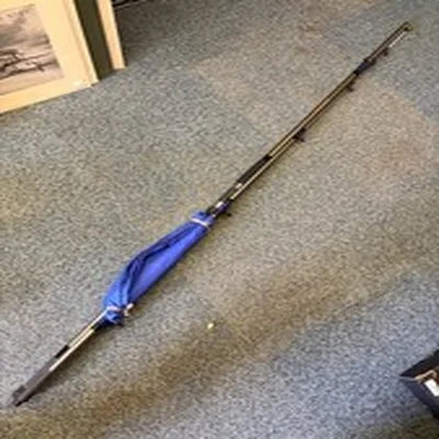 Shakespeare MG1000 Beachcaster Rod. 3.6m. 1325.360. Casting Wt.4-6oz(113-170g)