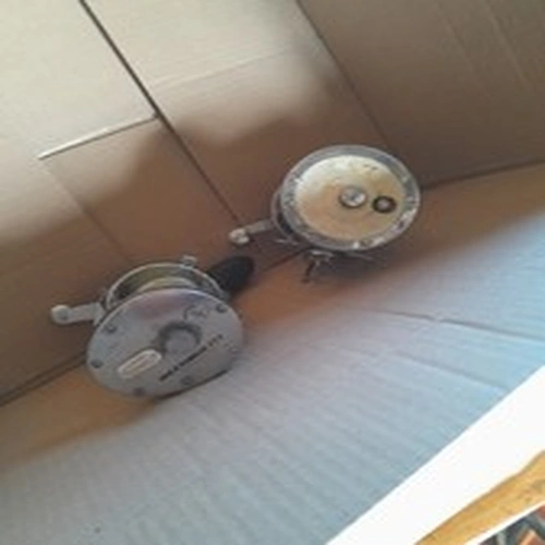 2 Vintage Fishing Reels, Maximus 777