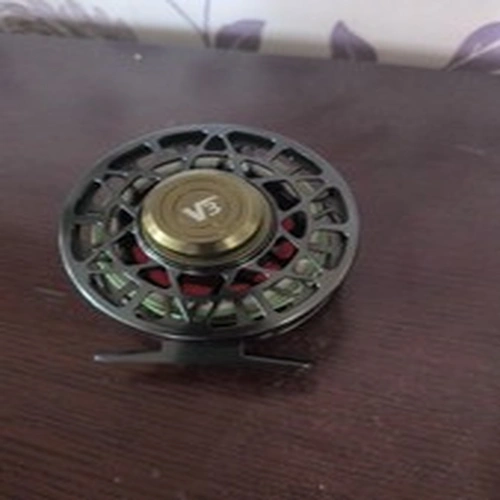 FLY REEL AIRFLO ARBOUR  V3 SIZE  3/4 . VERY NICE CONDITION
