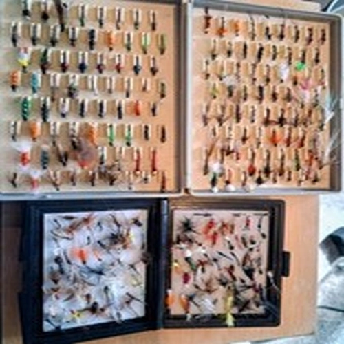 2 FLY BOXs  WITH FLIES VINTAGE FLY BOXs