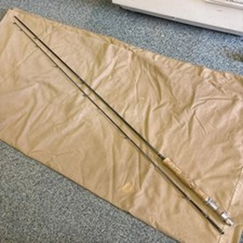 Fly Fishing Rod. Geoffry Rivaz. Hungerford. Carbon 8ft #5.