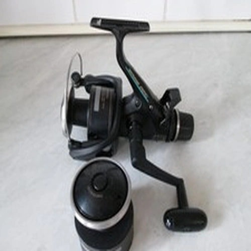 SHIMANO 8000RE SINGLE HANDLE BAITRUNNER REEL + S/SPOOL IN GOOD USED CONDTION