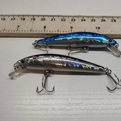 2×TOP QUALITY,OLD SCHOOL ,BLAZE- FLOATING MINNOW-TROUT BASS,TROUT FISHING  LURE.