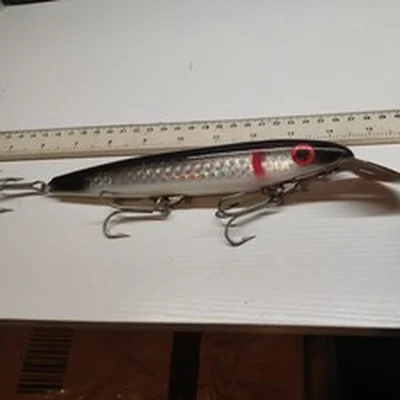 RARE ,VINTAGELARGE,-CISCO KID TACKLE-CISCO KID JERKBAIT-PIKE FISHING LURE