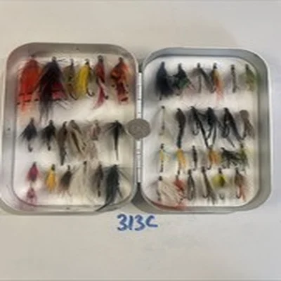 Richard Wheatley Foam Fly Box With 42 Salmon Single Flies Mixed Sizes