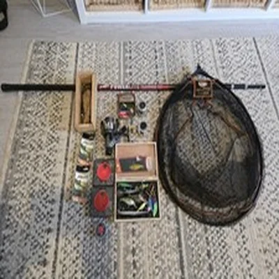 Fishing Tackle. Lures,spoons/new,used,vintage. Reel/3m Landing net. Leaders