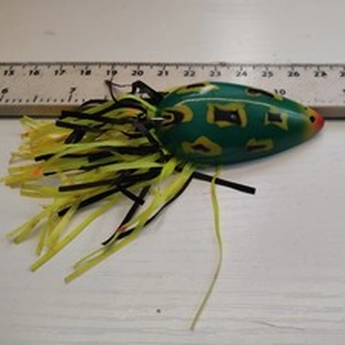 TOP QUALITY,OLD SCHOOL,SWAMP FOX- ORIGINAL MOSS BOSS FISHING SPOON LURE.