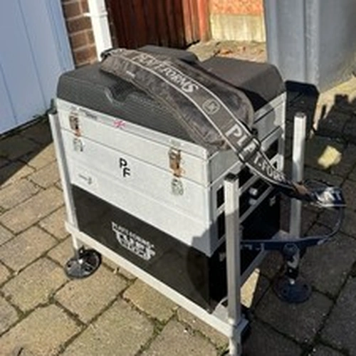 Platt-Forms 3 Seat box