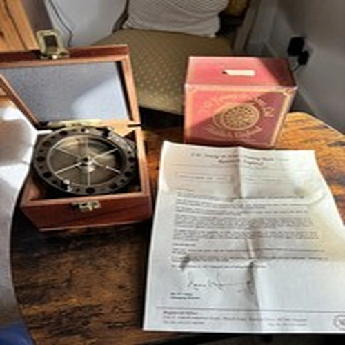 Gorgeous  JW Youngs Purist 2040 centrepin fishing reel 4.5" boxed etc