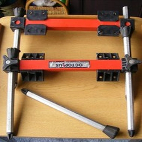 Octoplus Mainframe with 4 legs + 1 extra Leg. Please read description