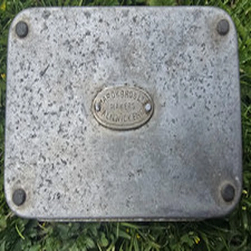 Hardy Bros Alnwick England Wheatley slim alloy metal fly fishing box