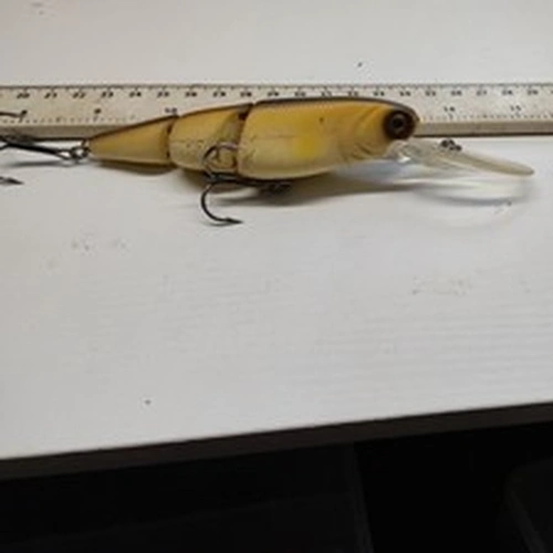 TOP QUALITY,OLD SCHOOL,RIVER2SEA- V JOINT MINNOW 110- BASS,PIKE FISHING LURE.