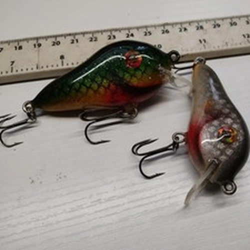 RARE,2×,OLD SCHOOL,CUSTOM PLUGS-PIKE, BASS, SALMON  FISHING LURES