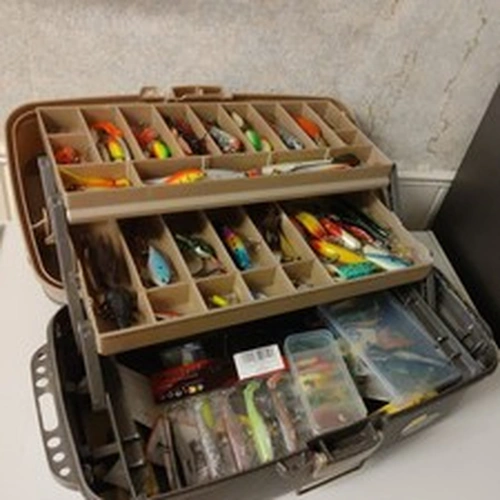 OLD SCHOOL, SOLID,PLANO TACKLE BOX FULL PIKE,PERCH,TROUT FISHING LURES